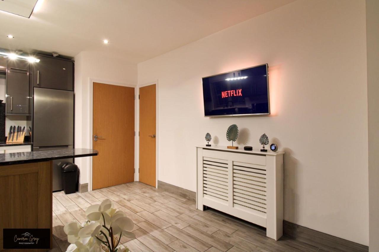 Nice 2 Bed House, Office, Wi-Fi, Free Parking Belfast Luaran gambar