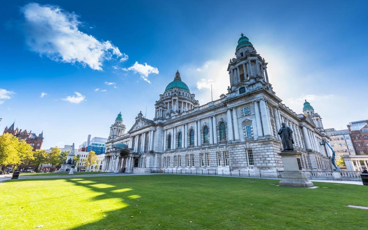 Nice 2 Bed House, Office, Wi-Fi, Free Parking Belfast Luaran gambar